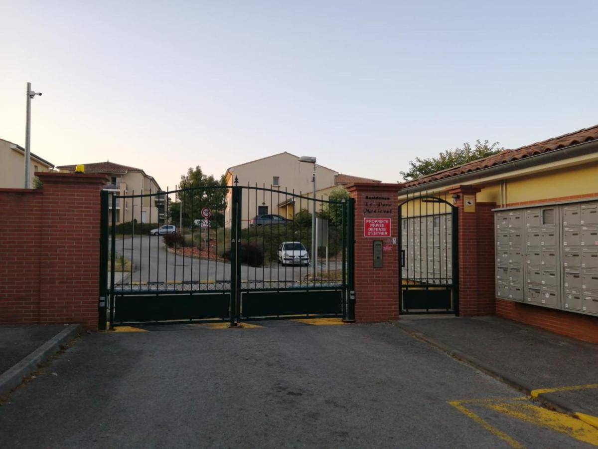 Appartamento Le Cocon De Marie,Piscine, Balcon, Parking Gratuit, Baignoire Carcassonne Esterno foto